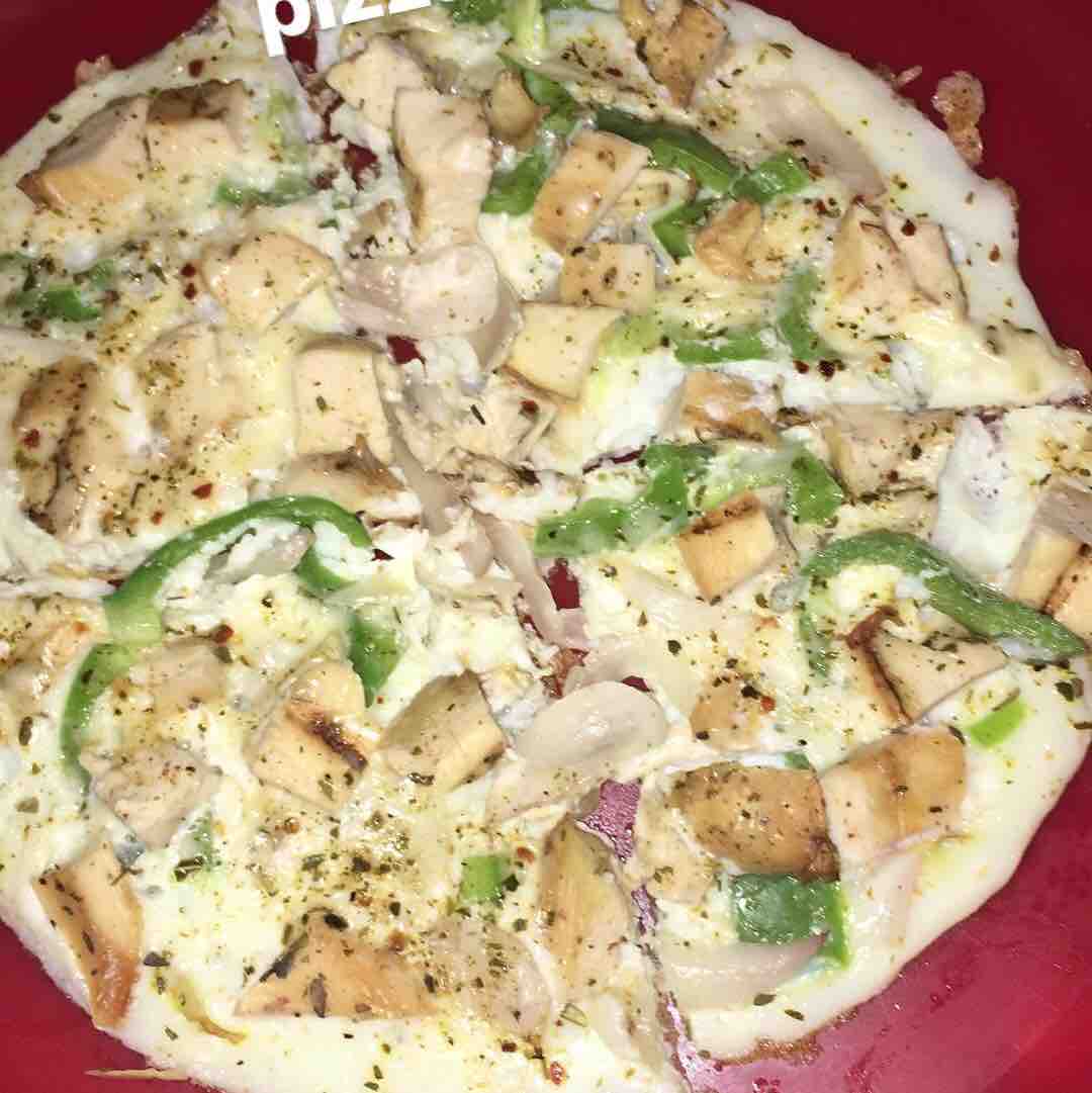 egg chickzza (kind of pizza)